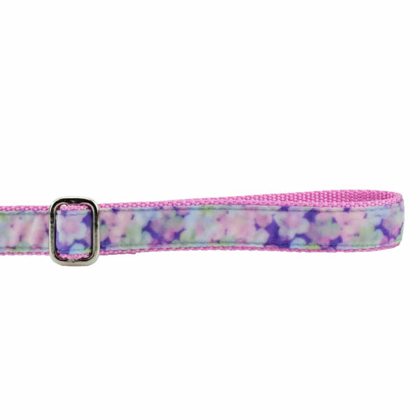 Close-up of pink and lavender hydrangea velvet dog leash handle with adjustable feature by 2 Hounds Design