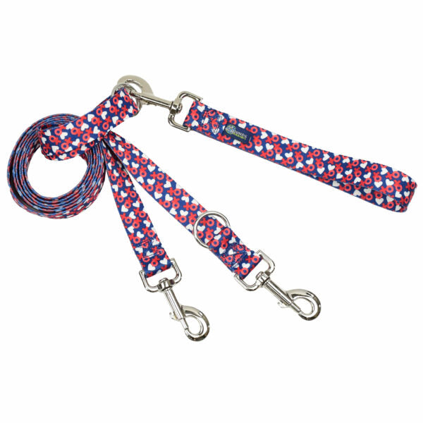 Playful red and white hugs and kisses (XOXO) print on blue – euro double connection leash by 2 Hounds Design. - Earthstyle