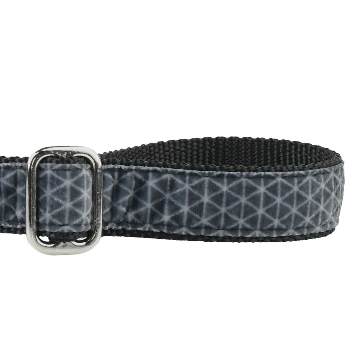 Industrial Geometric Black Velvet Essential Dog Leash