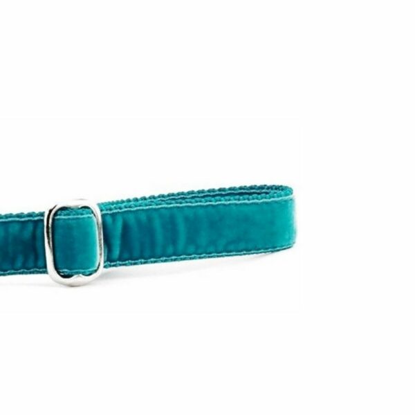 Close-up of teal velvet dog leash handle with adjustable feature by 2 Hounds Design