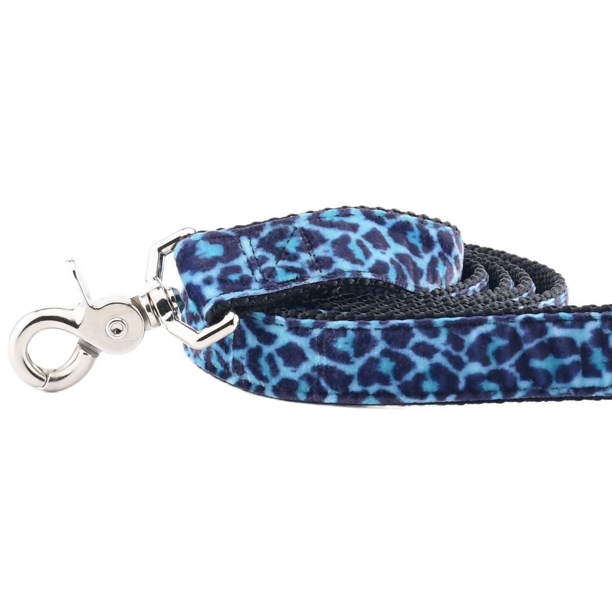 Wild Kitty Blue Velvet Essential Dog Leash